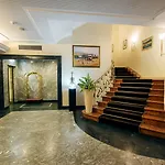 International Au Historic Lakeside 3*