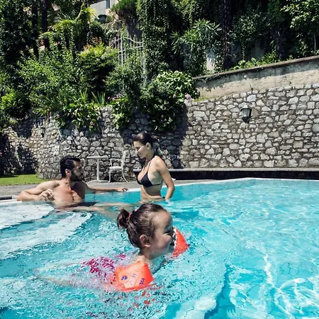 Hotel International Au Historic Lakeside 3*