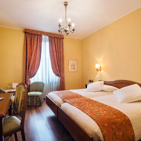 International Au Historic Lakeside Lugano