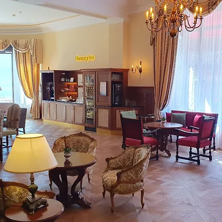 International Au Historic Lakeside 3* Lugano