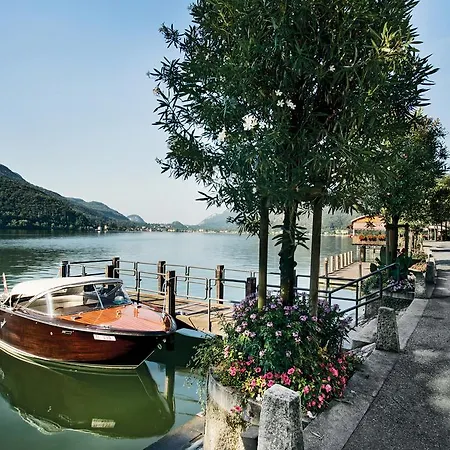 International Au Historic Lakeside 3*