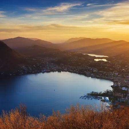 International Au Historic Lakeside