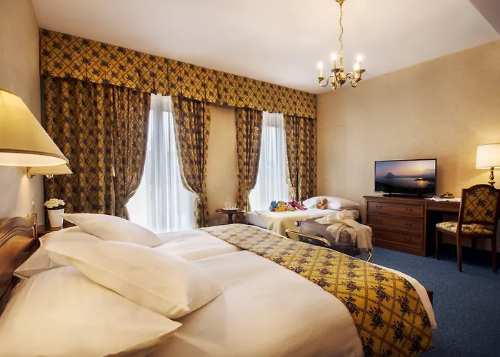 Otel International Au Historic Lakeside Lugano