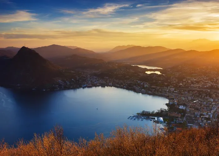 International Au Historic Lakeside