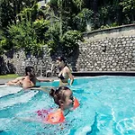 Hotel International Au Historic Lakeside 3*