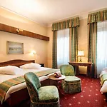 Hotel International Au Historic Lakeside Lugano