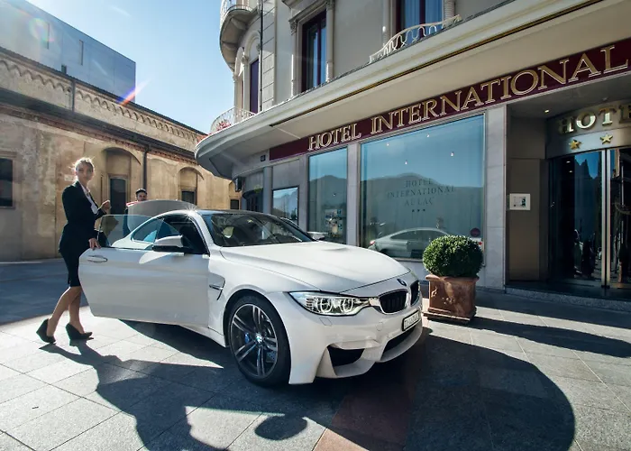 International Au Historic Lakeside 3*