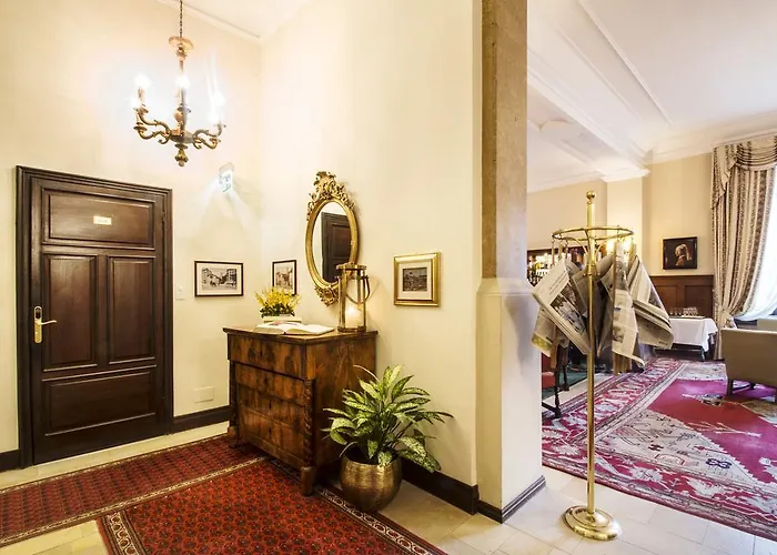 Szálloda International Au Historic Lakeside 3*