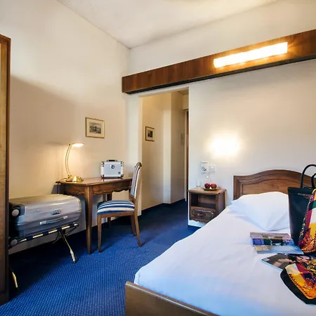 International Au Historic Lakeside 3* Lugano