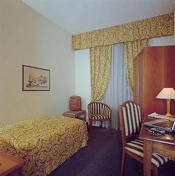 Hotel International Au Historic Lakeside Lugano