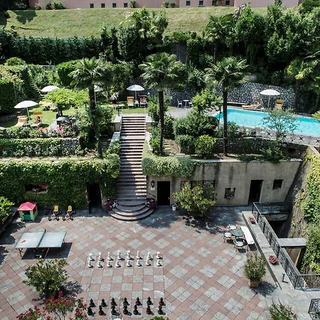 Hotel International Au Historic Lakeside